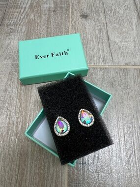 Iridescent Teardrop Halo Stud Earrings - Multicolor